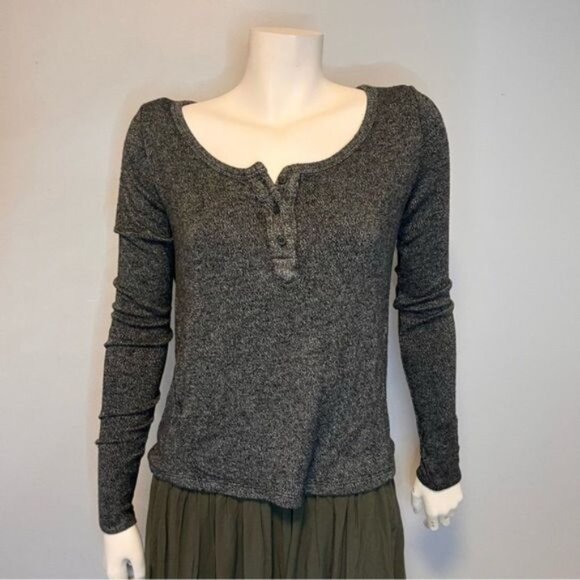 Brandy Melville Dark Heathered Grey Long Sleeves Super Soft Sweater One Size - Picture 5 of 10